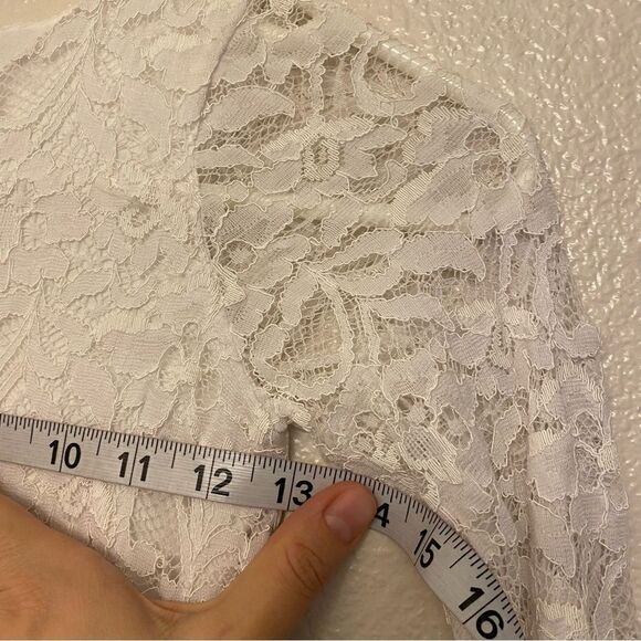 Girls long sleeve white lace dress-6/7yr - Picture 4 of 8